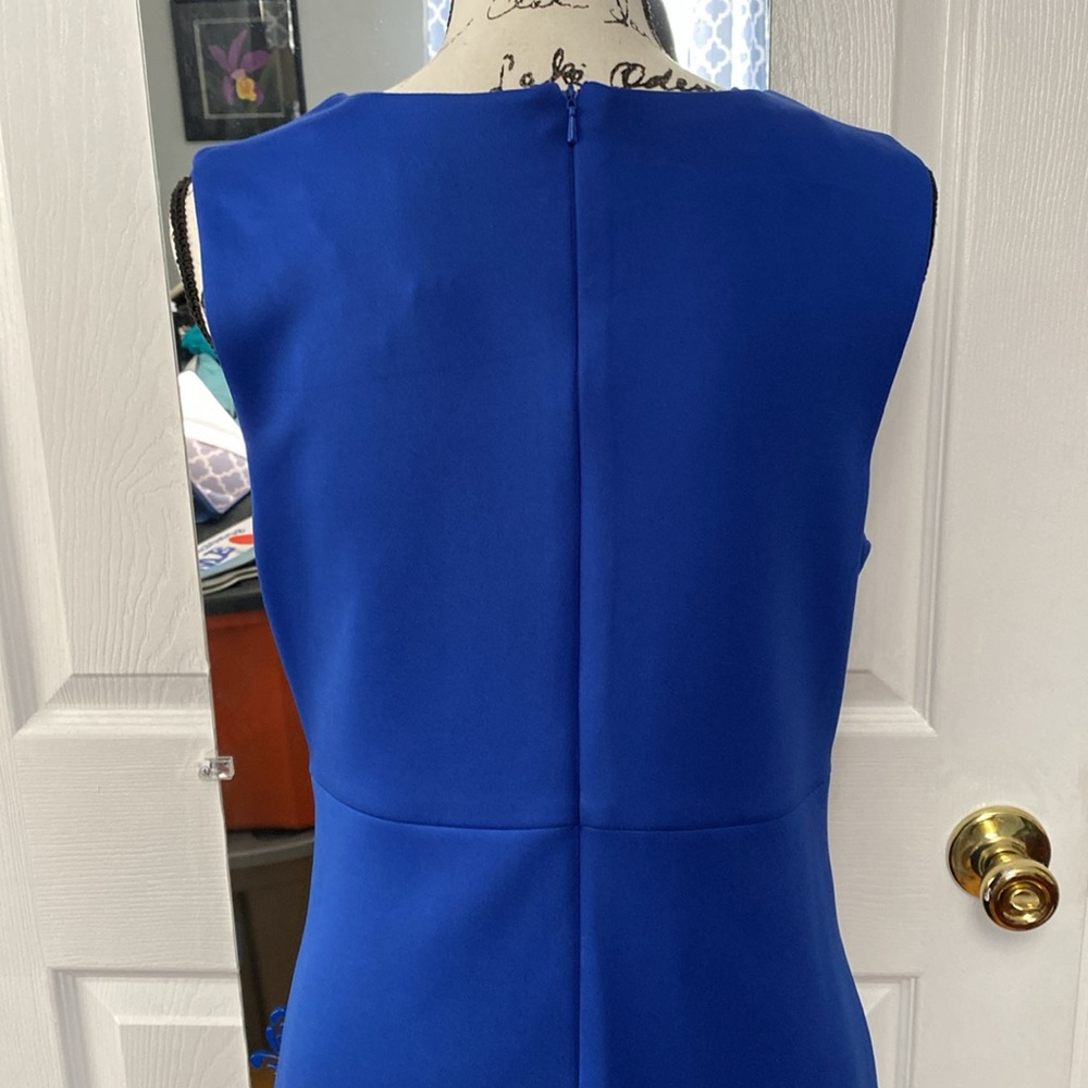 Dress - Picture 4 of 8